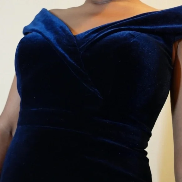Aqua Strapless Midnight Blue Gown - Picture 5 of 6